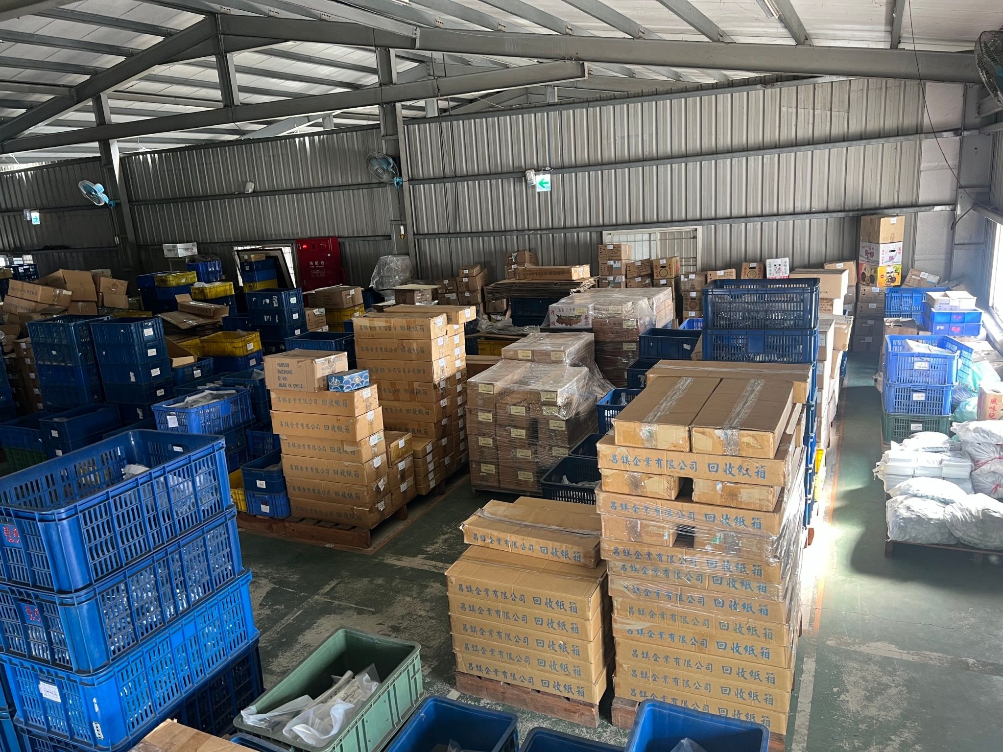 LINE_ALBUM_廠區特寫-儲放空間_241226_2.jpg